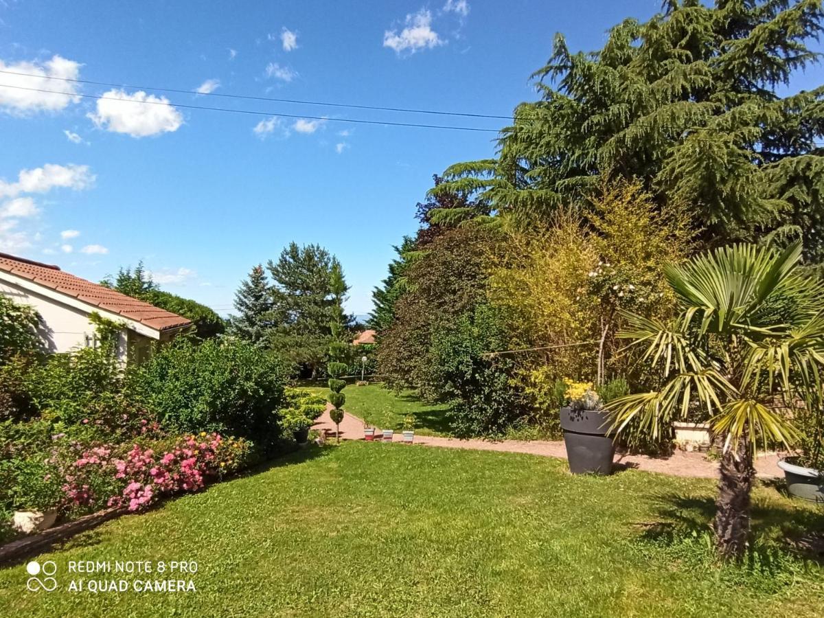 Erable Pourpre Bed & Breakfast Saint-Georges-Haute-Ville Екстериор снимка